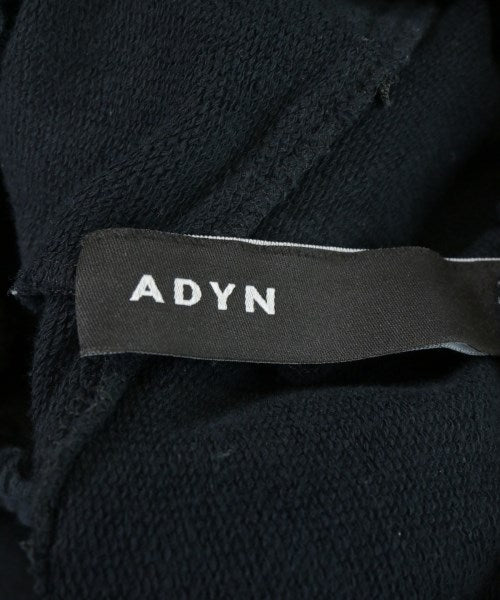 ADYN กางเกงขาสั้น