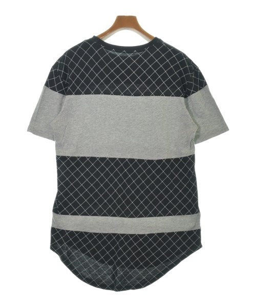 STAMPD เสื้อยืด/เสื้อท็อปส์