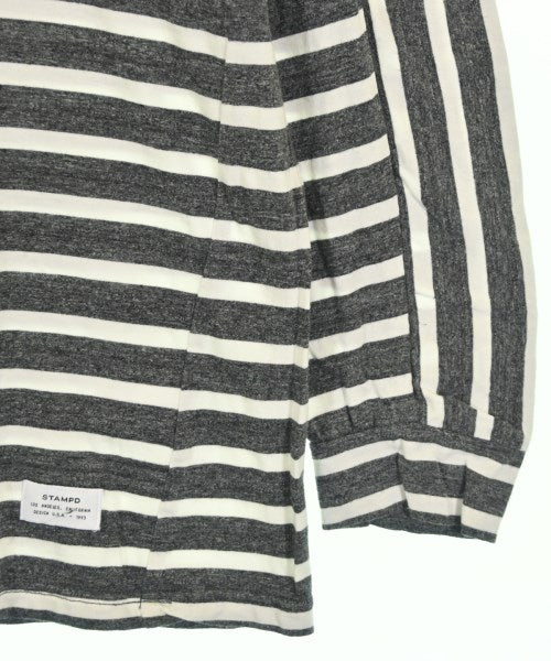 STAMPD เสื้อยืด/เสื้อท็อปส์