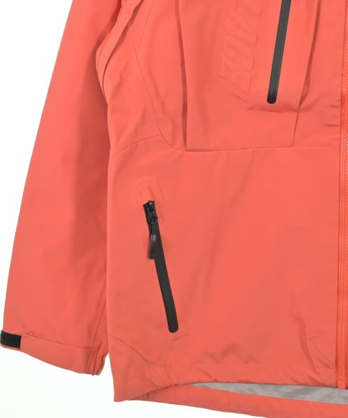 PALACE เสื้อพาร์กาภูเขา