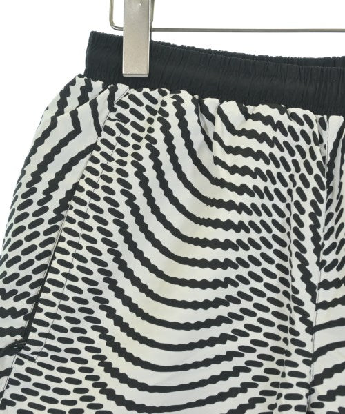 PALACE กางเกงขาสั้น