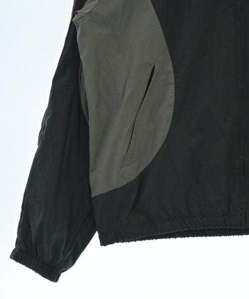 PALACE แจ็คเก็ตเบลาส์ อื่น