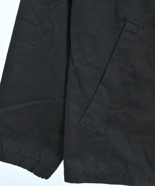 PALACE แจ็คเก็ตเบลาส์ อื่น
