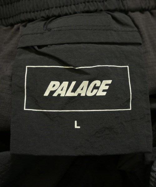 PALACE กางเกงขาสั้น