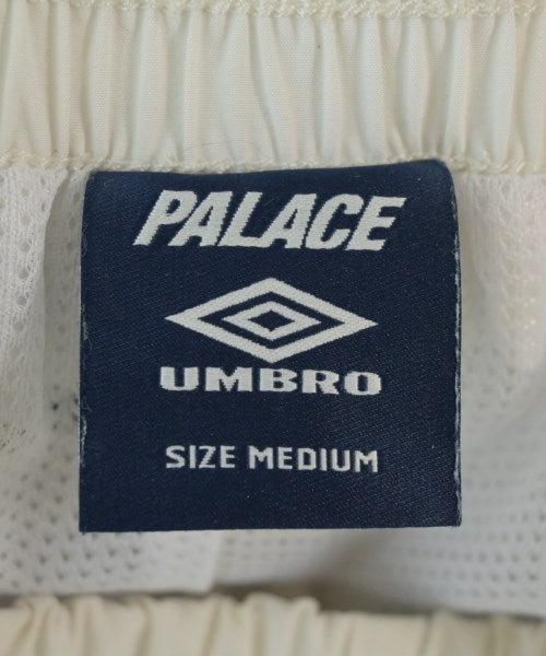 PALACE กางเกงขาสั้น