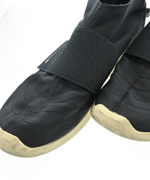 FEAR OF GOD รองเท้าผ้าใบ