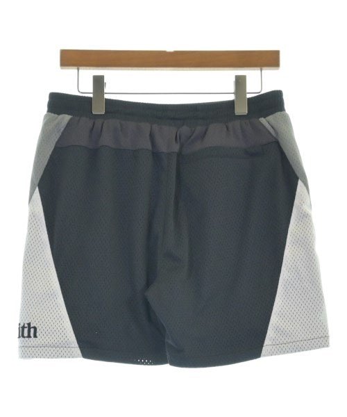 KITH กางเกงขาสั้น