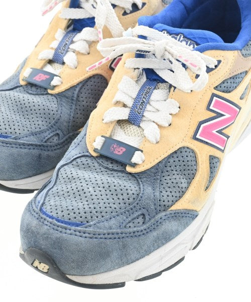 KITH รองเท้าผ้าใบ