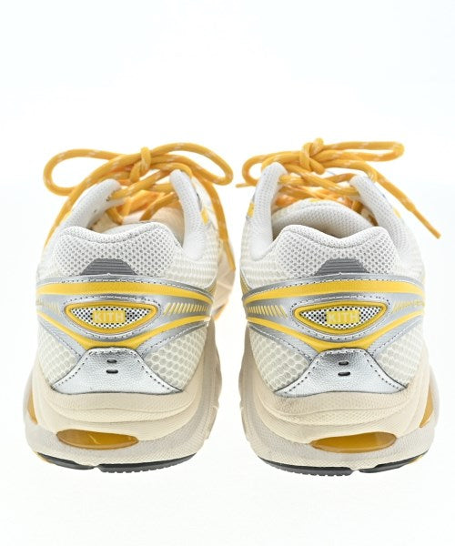 KITH รองเท้าผ้าใบ