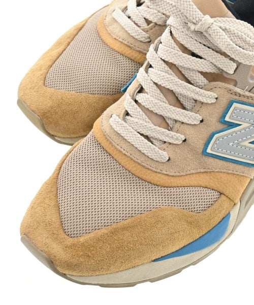 KITH รองเท้าผ้าใบ