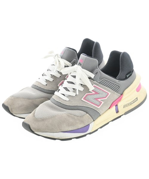 KITH รองเท้าผ้าใบ