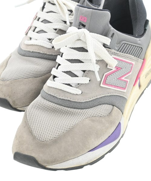 KITH รองเท้าผ้าใบ
