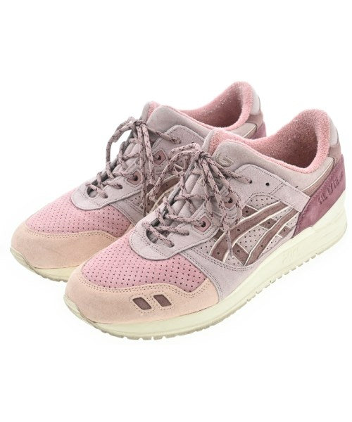 KITH รองเท้าผ้าใบ
