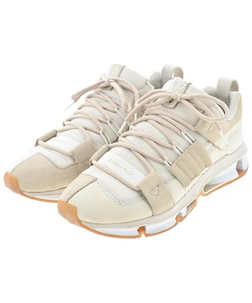 KITH รองเท้าผ้าใบ