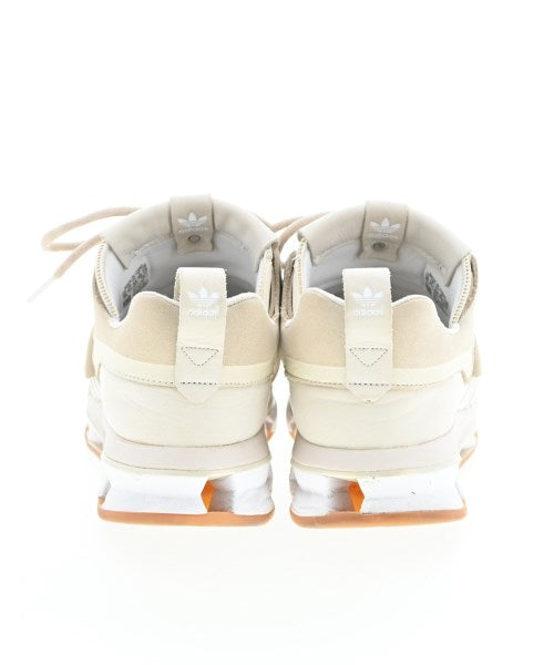 KITH รองเท้าผ้าใบ