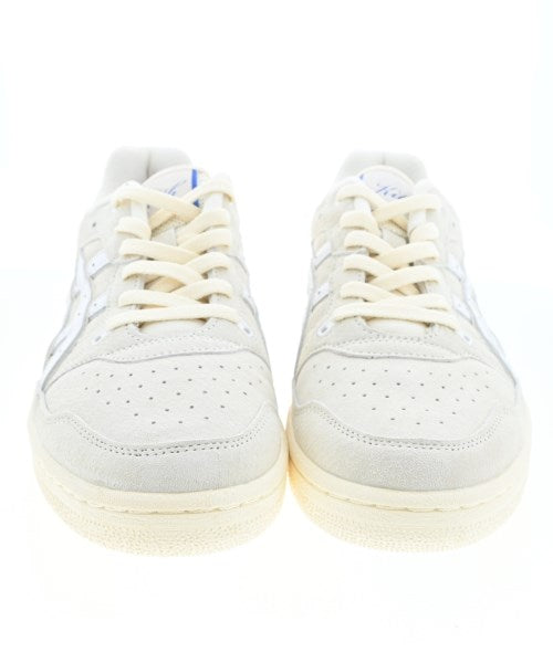 KITH รองเท้าผ้าใบ