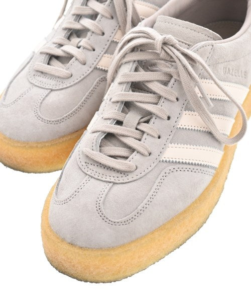 KITH รองเท้าผ้าใบ