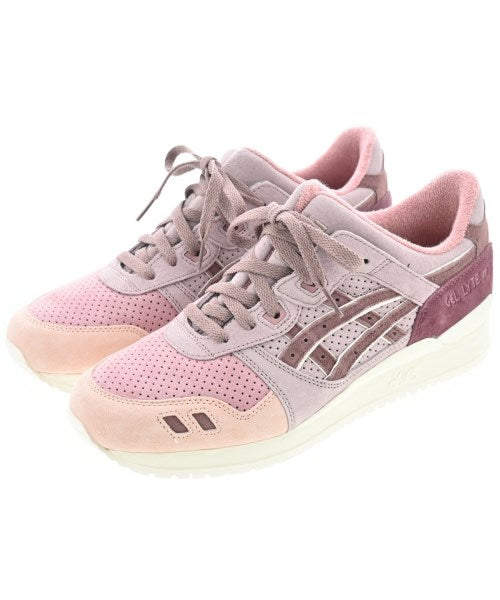 KITH รองเท้าผ้าใบ