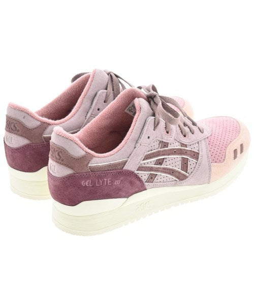 KITH รองเท้าผ้าใบ