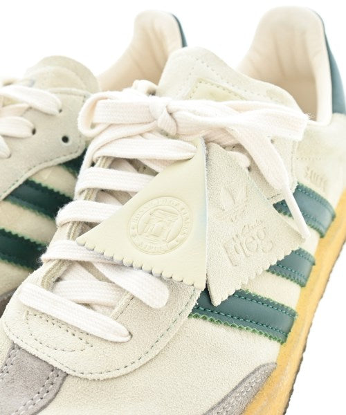 KITH รองเท้าผ้าใบ