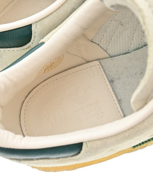 KITH รองเท้าผ้าใบ