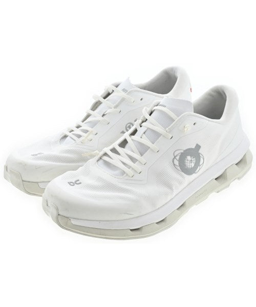 KITH รองเท้าผ้าใบ