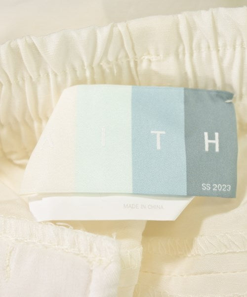KITH กางเกงขาสั้น