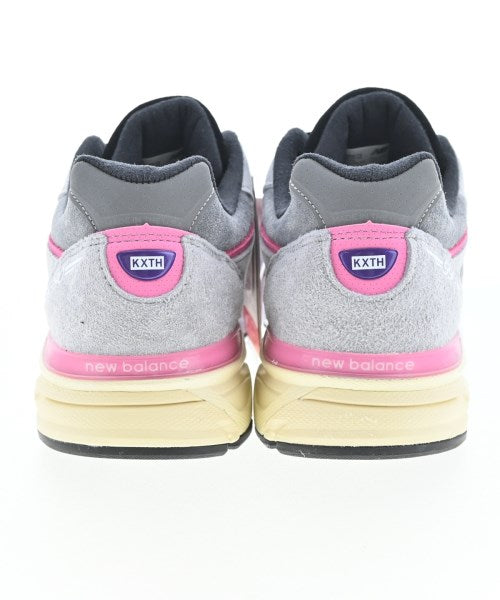 KITH รองเท้าผ้าใบ