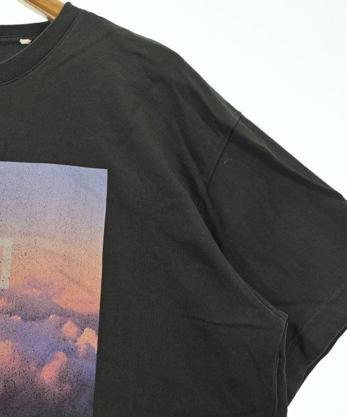 KITH เสื้อยืด/เสื้อท็อปส์