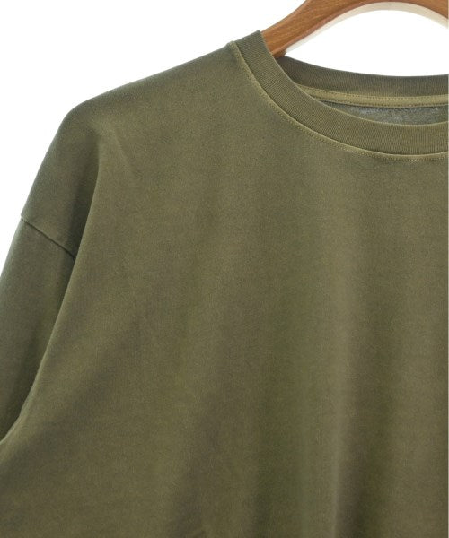 DESCENDANT เสื้อยืด/เสื้อท็อปส์