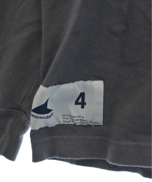 DESCENDANT เสื้อยืด/เสื้อท็อปส์