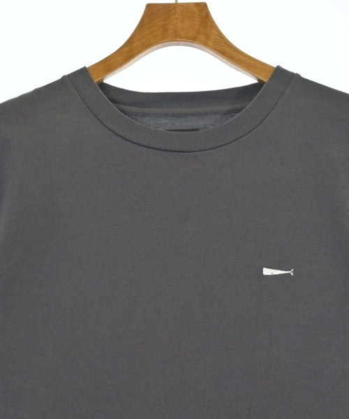 DESCENDANT เสื้อยืด/เสื้อท็อปส์