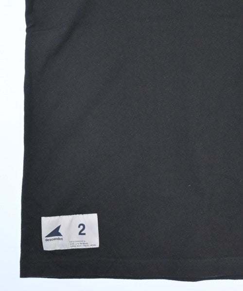 DESCENDANT เสื้อยืด/เสื้อท็อปส์