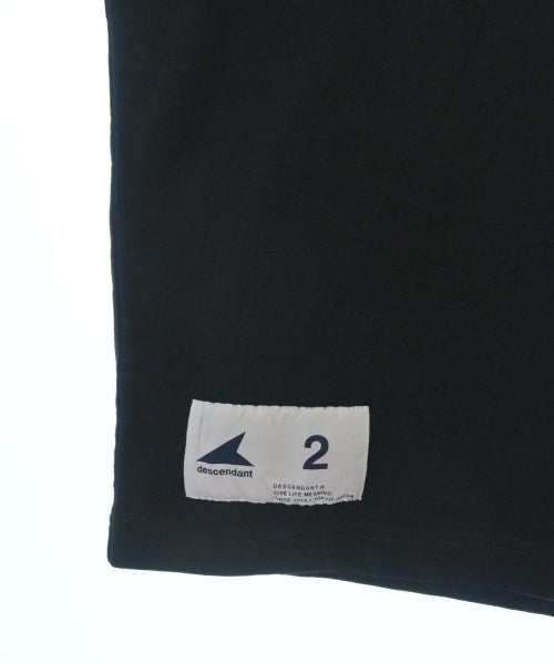 DESCENDANT เสื้อยืด/เสื้อท็อปส์