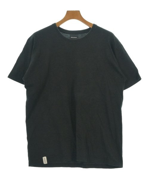 DESCENDANT เสื้อยืด/เสื้อท็อปส์