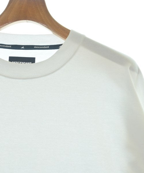 DESCENDANT เสื้อยืด/เสื้อท็อปส์