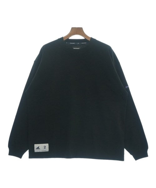 DESCENDANT เสื้อยืด/เสื้อท็อปส์