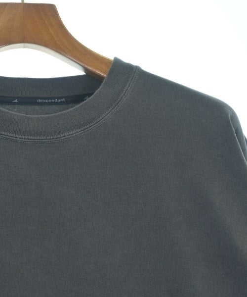 DESCENDANT เสื้อยืด/เสื้อท็อปส์