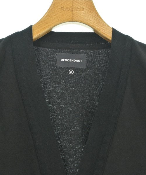 DESCENDANT เสื้อยืด/เสื้อท็อปส์