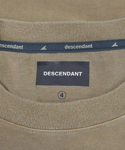 DESCENDANT เสื้อยืด/เสื้อท็อปส์
