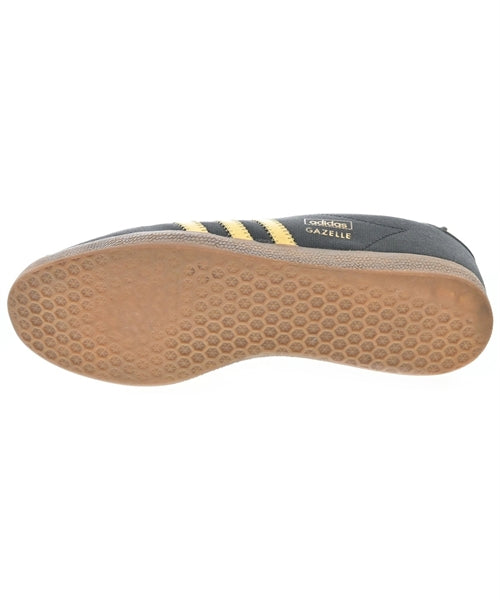 DESCENDANT รองเท้าผ้าใบ