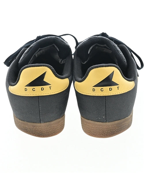 DESCENDANT รองเท้าผ้าใบ