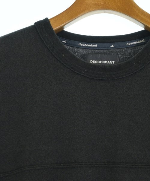 DESCENDANT เสื้อยืด/เสื้อท็อปส์