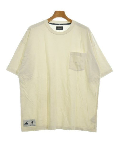 DESCENDANT เสื้อยืด/เสื้อท็อปส์