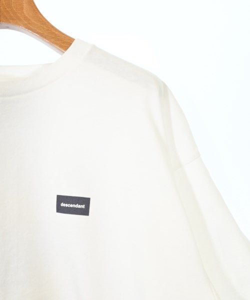 DESCENDANT เสื้อยืด/เสื้อท็อปส์