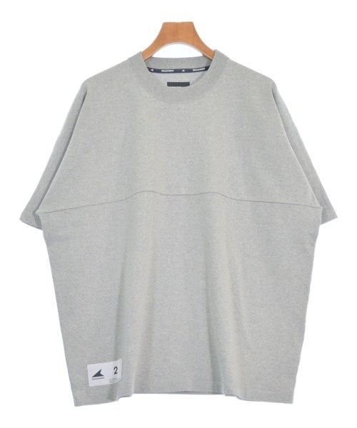 DESCENDANT เสื้อยืด/เสื้อท็อปส์