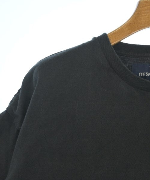 DESCENDANT เสื้อยืด/เสื้อท็อปส์