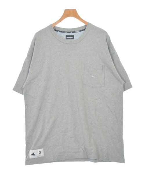 DESCENDANT เสื้อยืด/เสื้อท็อปส์