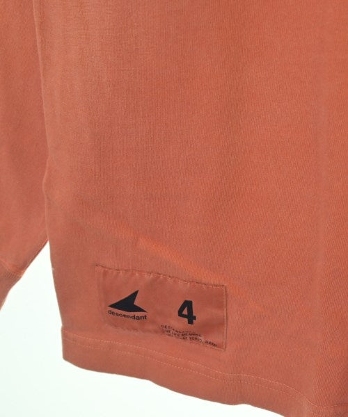 DESCENDANT เสื้อยืด/เสื้อท็อปส์
