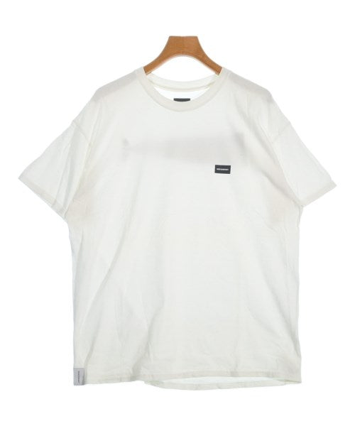 DESCENDANT เสื้อยืด/เสื้อท็อปส์